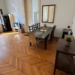 Weiner Central Apartment Budapest